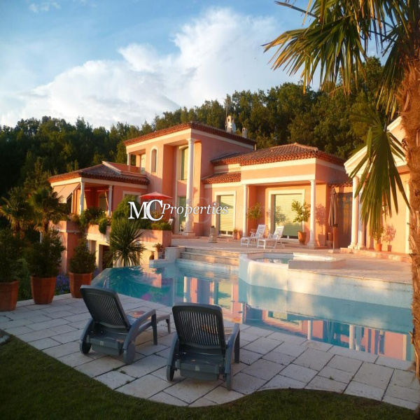Offres de location Propriete Châteauneuf-Grasse 06740